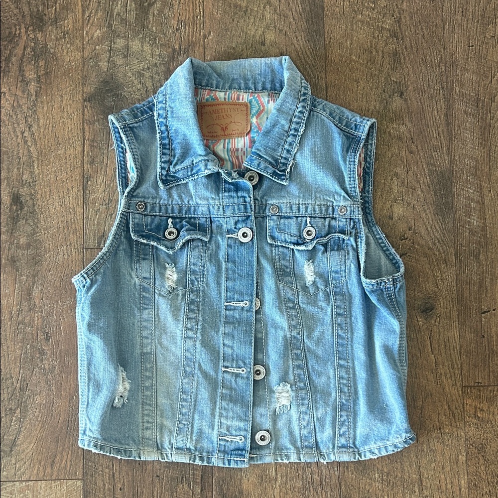 Amethyst Jeans Light Blue Denim Vest